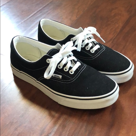 vans era black womens
